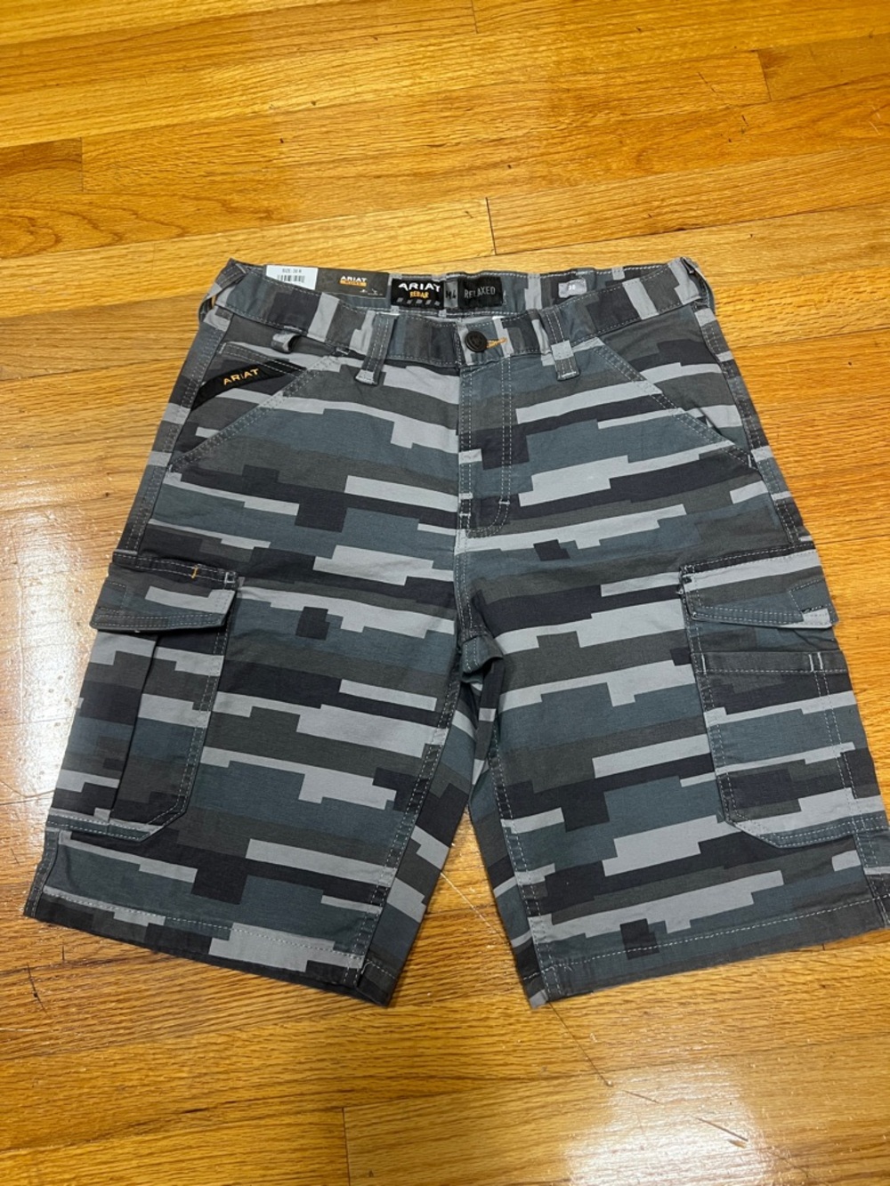 NWT Ariat Men's Rebar M4 Relaxed Shorts- Rebar Grey/ Masonry Camo